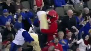 benny the bull,chicago bulls,basketball,nba,popcorn,bloopers,food fight