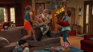 pillow fight,nickelodeon,nicky ricky dicky and dawn