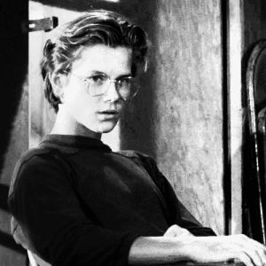 river phoenix,running on empty,black and white,80s,upload