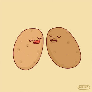 kissing,potatoes,valentine,kiss,couple,porucz,idk whats going on