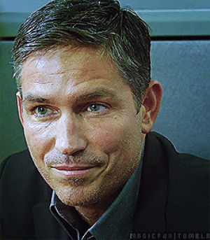 john reese,jim caviezel,p,person of interest,102,queue of interest,pretty face,kitty reese