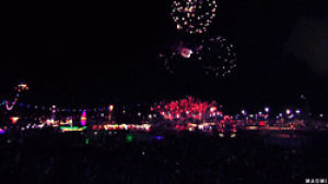 fireworks,york,ny,carnival,daisy,stadium,edc,metlife,maomi