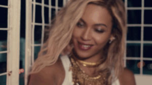 colorful,music,movie,happy,dancing,fashion,girl,design,beyonce,model,hair,pretty,color,smiling,xo,modeling,beyonce xo,beyonce dancing,beyonce smiling