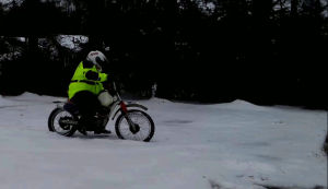 snow,motorcycle,drifts