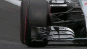 formula one,grab,cars,f1,spin,go,off,end,at,lewis hamilton,anyway,mercedes,qualifying,nico rosberg,pole position