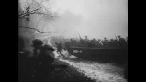 ww2,world war ii,amphibious assault,1942,landing craft,david chokachi,olhar,smiling girl,niansdelena,archive,marine