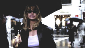 goldie hawn,movie,film,sad,90s,shocked,lips,sunglasses,1996,first wives club,the first wives club,collagen,elise elliot atchison