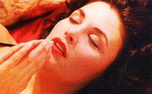 audrey horne,twin peaks,crying,pray