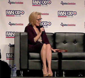 gillian anderson,idk what this is shes just so cute and tiny