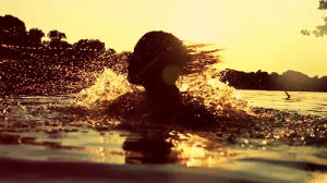 music video,sunset,music,loop,sun,swimming,river,ellen allien,sun the rain