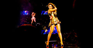 gold,dress,beyonce,hair,legs,gorgeous,music,dance,lovey,smile,live,beautiful,concert,glitter,flawless,shiny