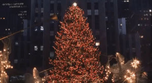 christmas,feliz navidad,new york city,rockefeller center,nyc,christmas movies,feliz,1994,christmas tree,miracle on 34th street