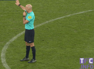 referee,whistle,sports,soccer,ligue 1,tfc,toulouse fc,decision