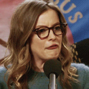 britta perry,community,gillian jacobs,communityedit,shes so gorgeous,i freaking adore her in these glasses,i love glasses so much and i love them more when theyre on my favorite people,gillian is the most beautiful creature on this planet