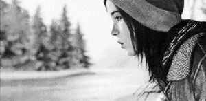 black and white,game,sad,crying,snow,ellen page,bts,ps3,gamer,beyond two souls,aiden,jodie holmes