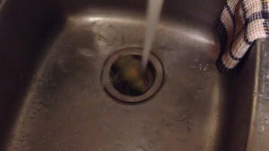 sink,satisfying,spinning,jar,drain,lid