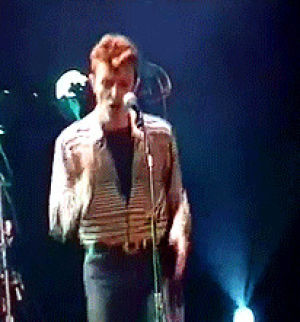 david bowie,loveual frustration,celebrities,live show