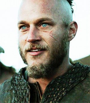 ragnar vikings eyes