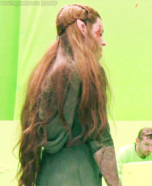 tauriel,evangeline lilly,bts,behind the scenes,the hobbit,botfa,the hobbit the battle of the five armies,not steal s edits and re post thats not good,and her idea of a suave boyband member move,brittney snow