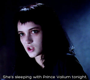 winona ryder,beetlejuice,dead,hipster,healthy,roses,thin,lydia deetz