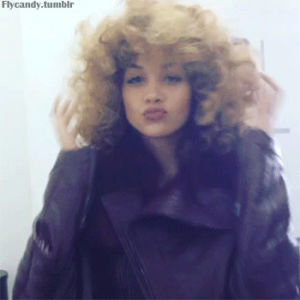 curly hair,jasmine sanders,pretty girl,instagram girl,golden barbie