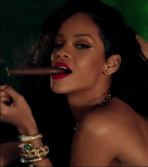 smoke,cant remember to forget you,music video,lovey,hot,rihanna,smoking