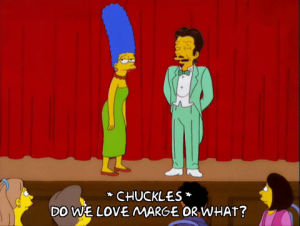 marge simpson,episode 7,laughing,season 12,stage,perform,12x07