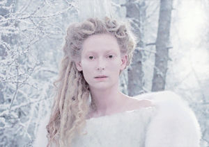 Tilda Swinton Gif Find On Gifer