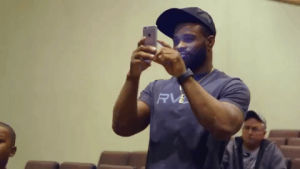 tyron woodley,episode 1,ufc,photo,iphone,ufc 209,ufc209,embedded,woodley,the chosen one,taking a picture,taking a photo