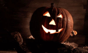 halloween,zucca,halloween pumpkin,foglie,horror,autunno,halloween night,lights,october,spooky,autumn,pumpkin,leaves,pumpkins,darling,animata,halloween time,ottobre,halloween lights,pumpkins lights,halloween pumpkins