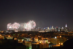 nyc,fireworks,4th of july,rhetthammersmith