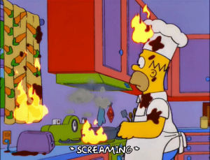 cooking,fire,homer simpson,fire extinguisher,kitchen,marge simpson,season 10,episode 20,flames,10x20
