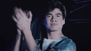 calum hood,youtube,reaction,personal,5sos,reaction s,5 seconds of summer,perfect loop,very,chayton