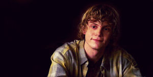 tate,love,smile,hot,boy,american horror story,ghost,violet