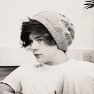 harry styles,lovey,one direction,beanie