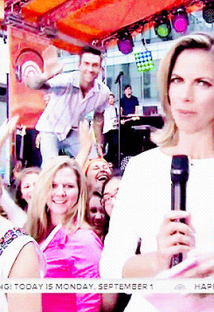 omg,adam levine,today show,maroon 5,maps,ilysm,m5,stupid face,hes so dumb