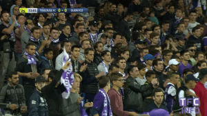 sports,soccer,fans,clapping,applause,clap,arena,ligue 1,stadium,tfc,toulouse fc,supporters,encourage