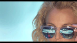 britney spears,sunglasses,looking,stare,pretty girls