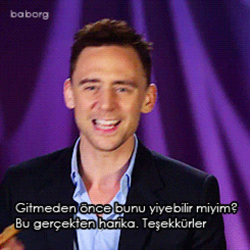 Funny Gifs Tom Hiddleston Gif Vsgif Com