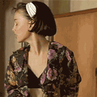 Natalie portman GIFs - Get the best gif on GIFER