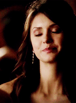 Chloes stuff GIF - Conseguir o melhor gif em GIFER
