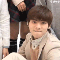 Garoto coreano GIF - Conseguir o melhor gif em GIFER