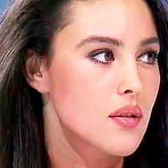 Monica bellucci GIFs - Hole dir die besten GIFs auf GIFER