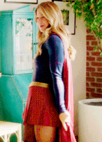Supergirl GIFs - Get the best gif on GIFER
