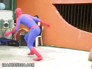 Featured image of post Funny Spiderman Gifs