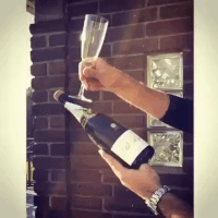 Шампанское гифки, анимированные GIF изображения шампанское - скачать гиф  картинки на GIFER
