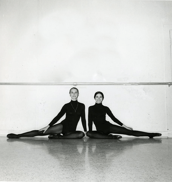 Leaping GIFs Get the best gif on GIFER