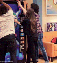 Bade GIFs - Get the best gif on GIFER