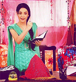 Natalie press GIF - Conseguir o melhor gif em GIFER