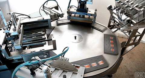 Automated GIFs - Get the best gif on GIFER